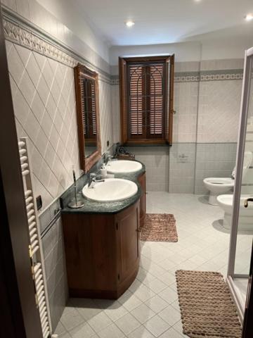 Villa Ines Ардеа Екстериор снимка